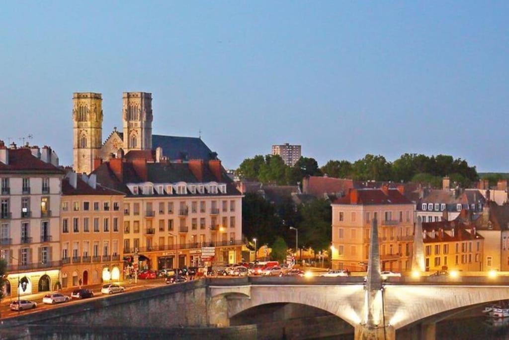 Le Duplex Moutarde Apartment Chalon-sur-Saone Ngoại thất bức ảnh